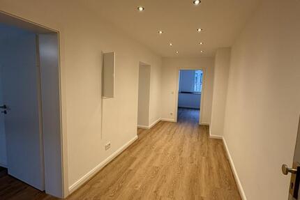 Erstbezug: Umfangreich sanierte 2-Zimmer-Wohnung nahe Fachhochschule 2 zimmer