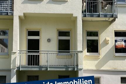 Treppensteigen ade - schön geschnittene Wohnung mit Balkon und Tageslicht-Bad im Hochparterre!!!