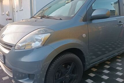 Daihatsu Sirion 147.500 km 2.450 &euro; Krefeld 47804