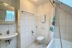 Dachgeschoßwohnung Krefeld Hülser Berg - 3 Zimmer, 57 m&sup2;, 695&euro; | Angebot:26365970