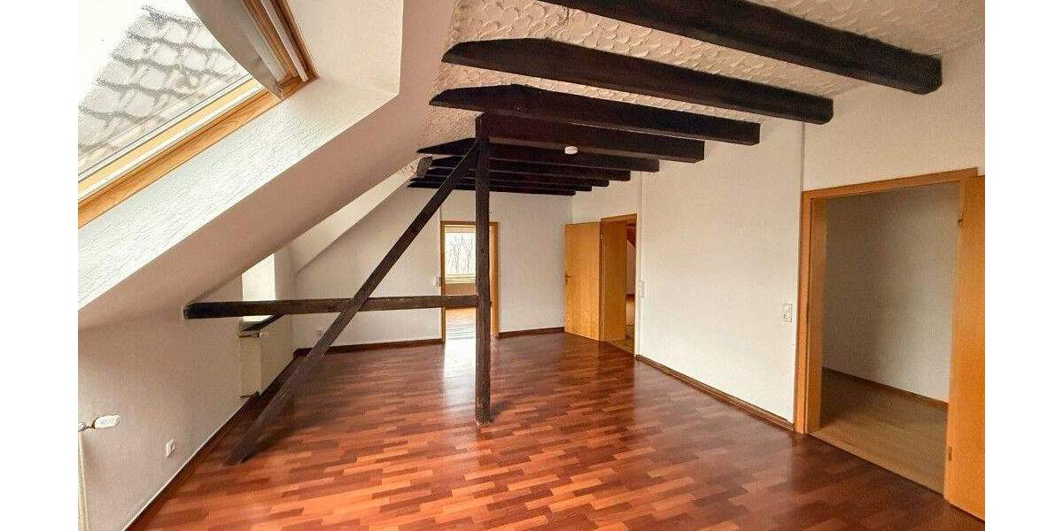 Etagenwohnung Velbert Mitte - 3 Zimmer, 85 m&sup2;, 850&euro; | Angebot:25698464