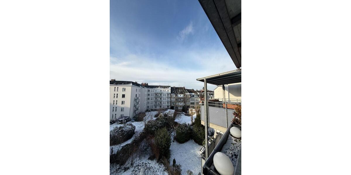Helle 2-Zimmer-Wohnung mit Balkon in Düsseldorf | Untermiete 2 zimmer