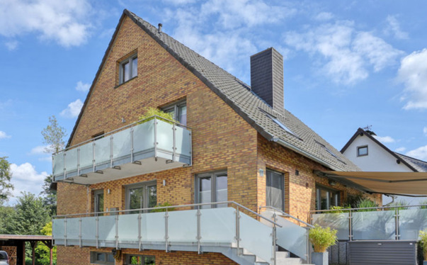 Gepflegtes und repräsentatives, großzügiges Einfamilienhaus mit Einliegerwohnung in Bochum-Eppendorf - 7 km von Essen 9 zimmer