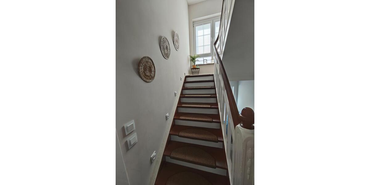 Villa Wesel - 10 Zimmer, 280 m&sup2;, 550.000&euro; | Angebot:26891022