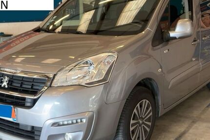 Peugeot Partner 69.892 km 10.280 &euro; Düsseldorf 40589