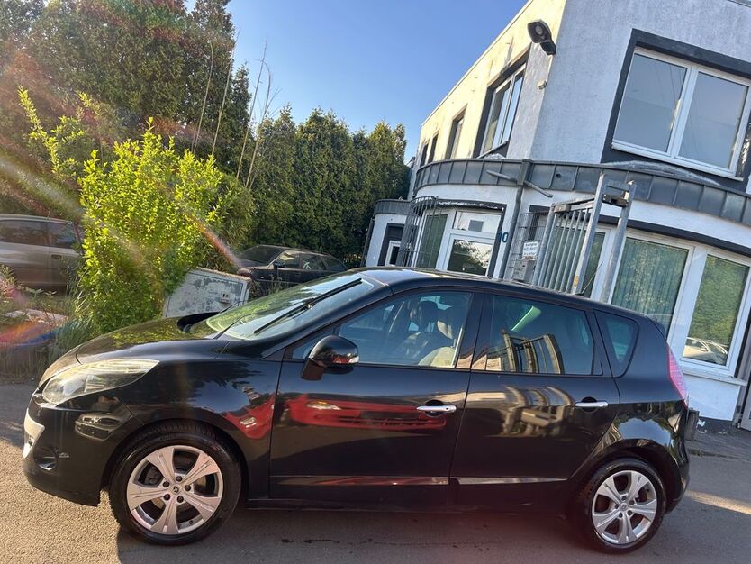 Renault Scenic 115.000 km 5.790 € Essen 45326