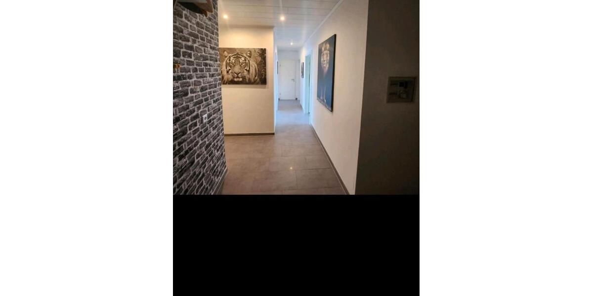 Dachgeschoßwohnung Duisburg Rheinhausen - 3.5 Zimmer, 80 m&sup2;, 198.000&euro; | Angebot:27258760