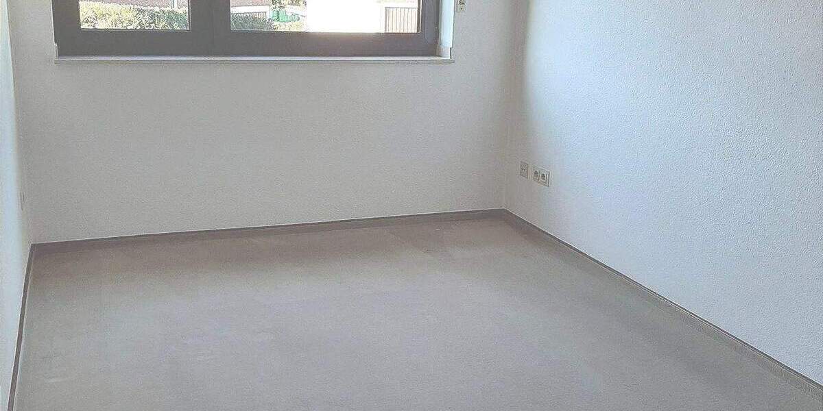 Etagenwohnung Duisburg Buchholz - 3 Zimmer, 81 m&sup2;, 650&euro; | Angebot:25338740