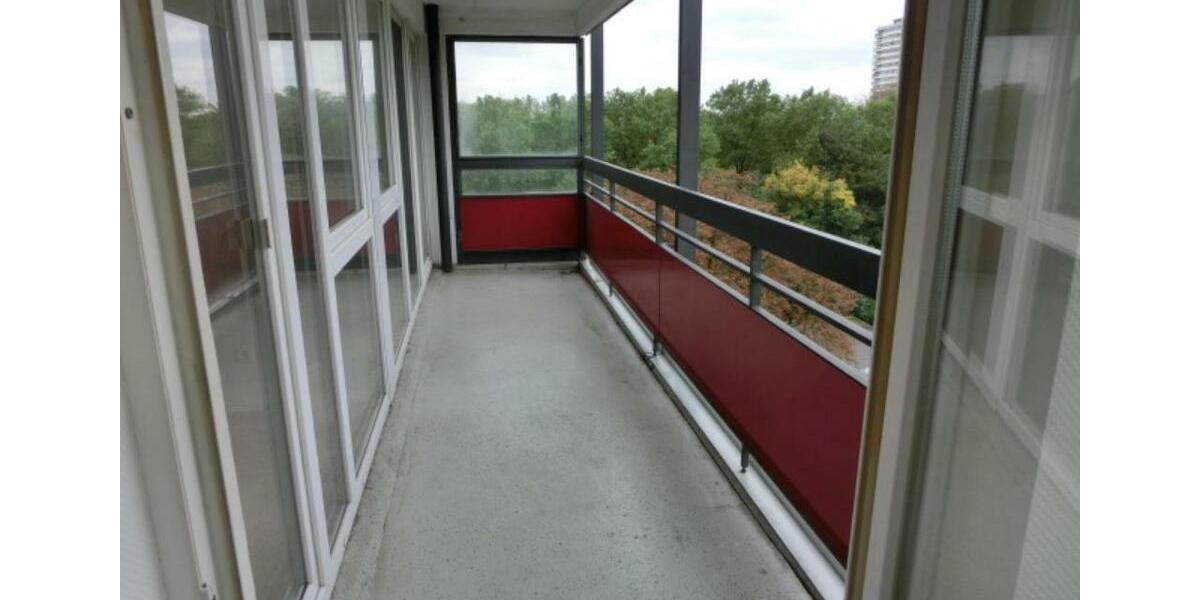 Barrierearm: 3 Zimmer-Wohnung mit Balkon und Traumaussicht!!! 3 zimmer