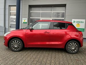 Suzuki Swift Comfort+Hybrid+112PS+Sitzheizung+LED+Klimaau 108.156 km 9.650 &euro; Meerbusch 40667