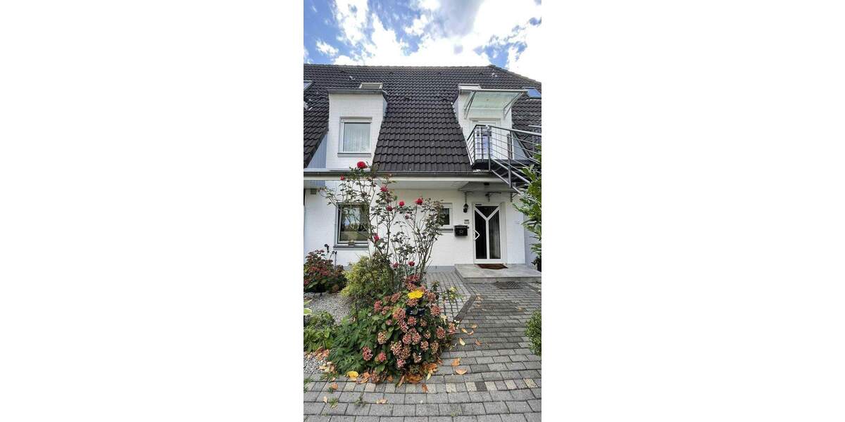 Reihenendhaus Rheinberg - 8 Zimmer, 255 m&sup2;, 690.000&euro; | Angebot:25674889