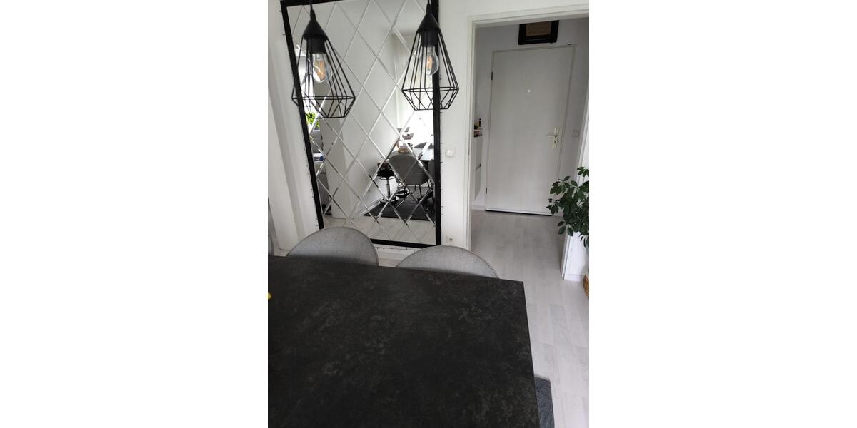 Erdgeschoßwohnung Duisburg Huckingen - 4 Zimmer, 98 m&sup2;, 200.000&euro; | Angebot:26383128
