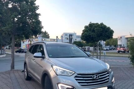 Hyundai Grand Santa Fe 95.000 km 17.500 &euro; Gelsenkirchen 45883