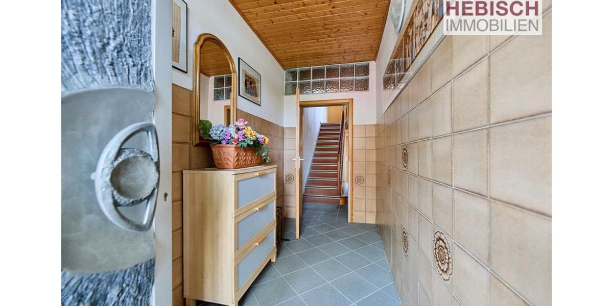 WG- Zimmer für frau in Uerdingen - Krefeld 3 zimmer