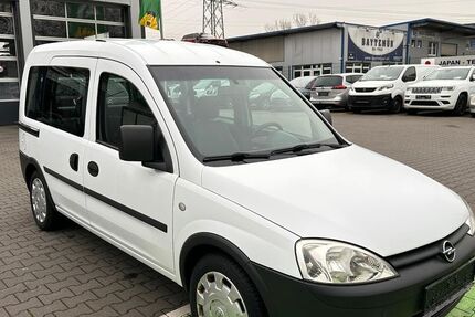 Opel Combo 89.000 km 2.890 &euro; Bottrop 46238