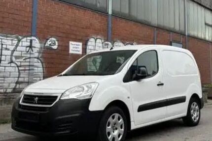 Peugeot Partner 152.503 km 7.000 € Düsseldorf 40233