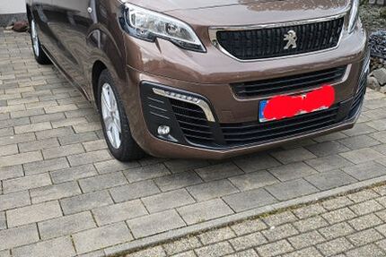 Peugeot Traveller 68.000 km 21.900 &euro; Herten 45701