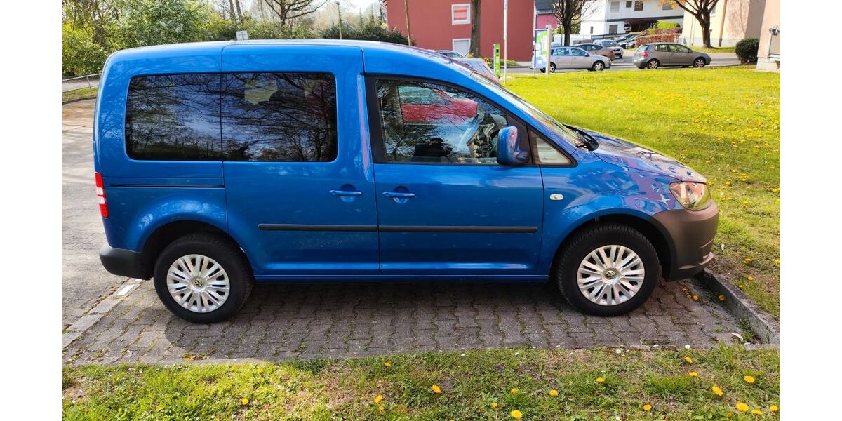 VW Caddy 204.700 km 7.590 &euro; Essen 45326