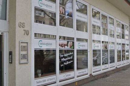 Wohn und Geschäftshaus mit fünf Wohnungen und drei Gewerbeeinheiten im Mülheim-Mitte