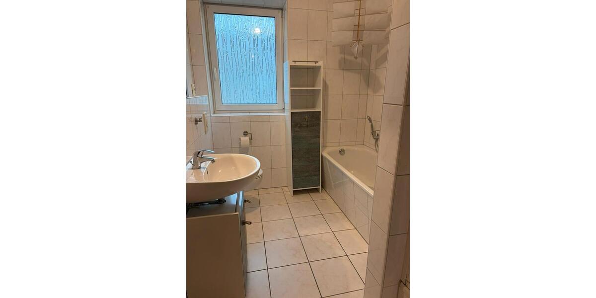 Dachgeschoßwohnung Herne Wanne-Bickern - 3.5 Zimmer, 87 m&sup2;, 900&euro; | Angebot:26165943