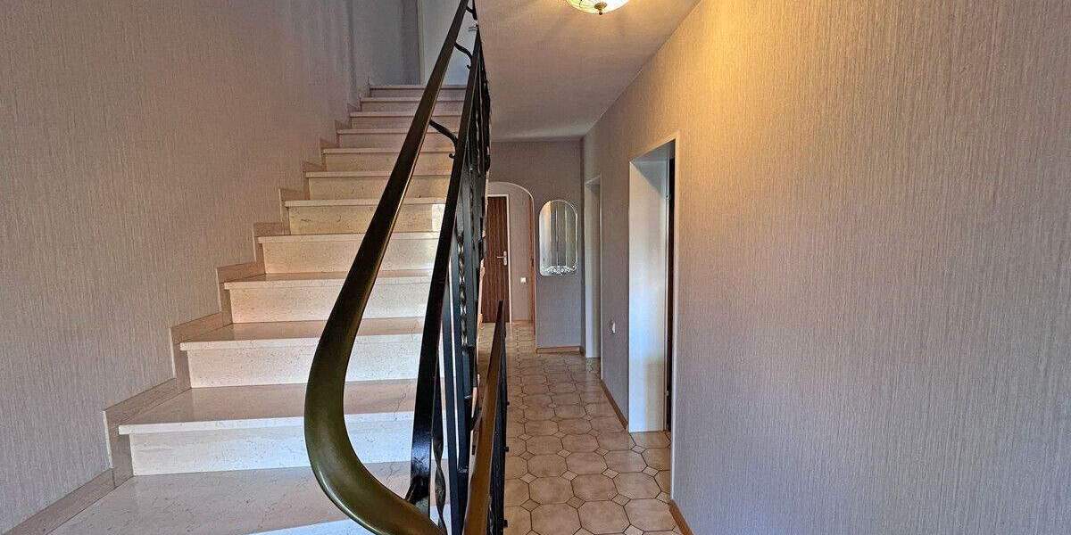 Reihenendhaus Kamp-Lintfort Lintfort - 5 Zimmer, 195 m&sup2;, 349.000&euro; | Angebot:25566912