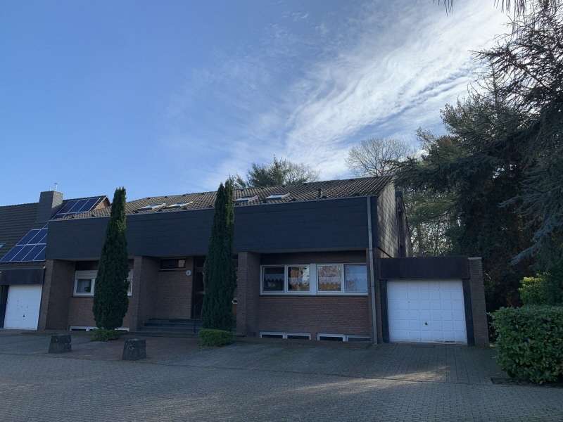 Haus zum Kaufen in Kamp-Lintfort 799.000 € 432.21 m²