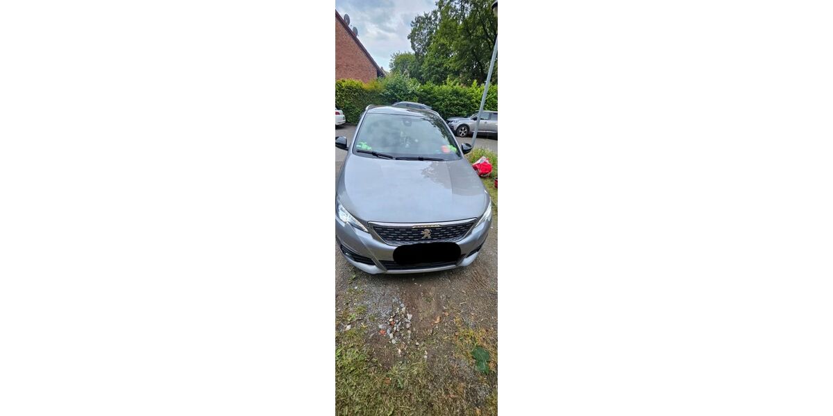 Peugeot 308 143.000 km 10.500 &euro; Recklinghausen 45659