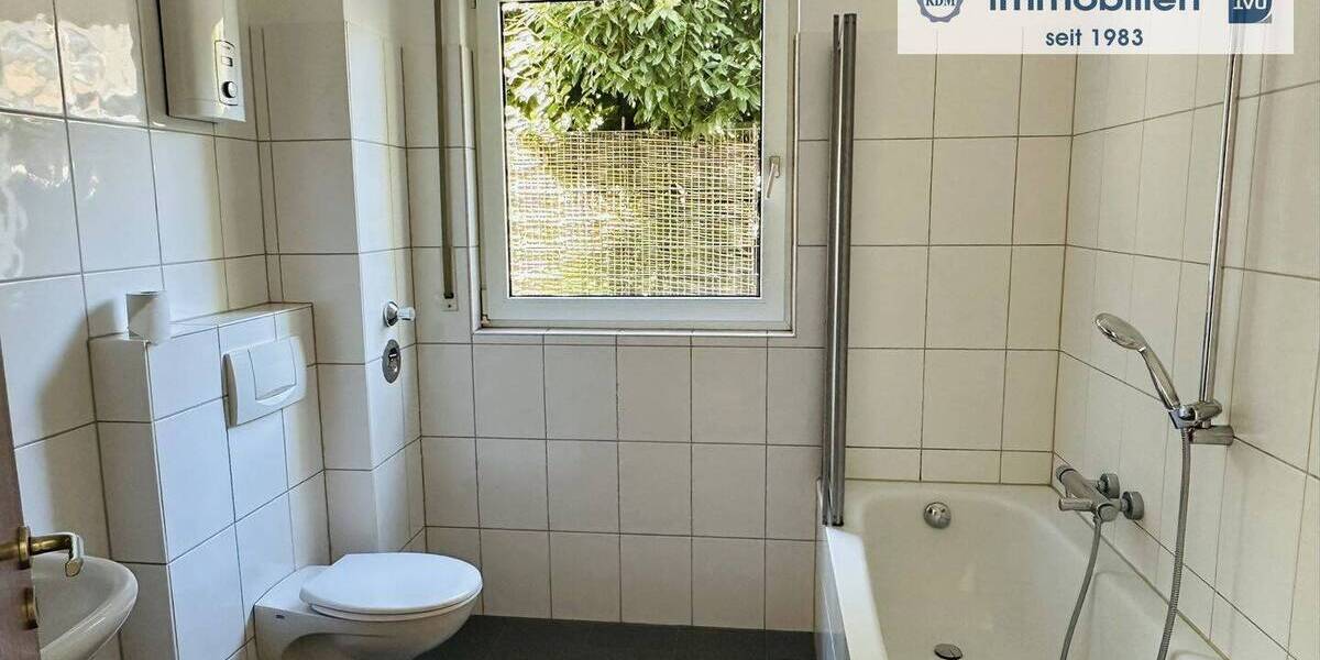 Etagenwohnung Essen Borbeck-Mitte - 2 Zimmer, 66 m&sup2;, 220.000&euro; | Angebot:26439142