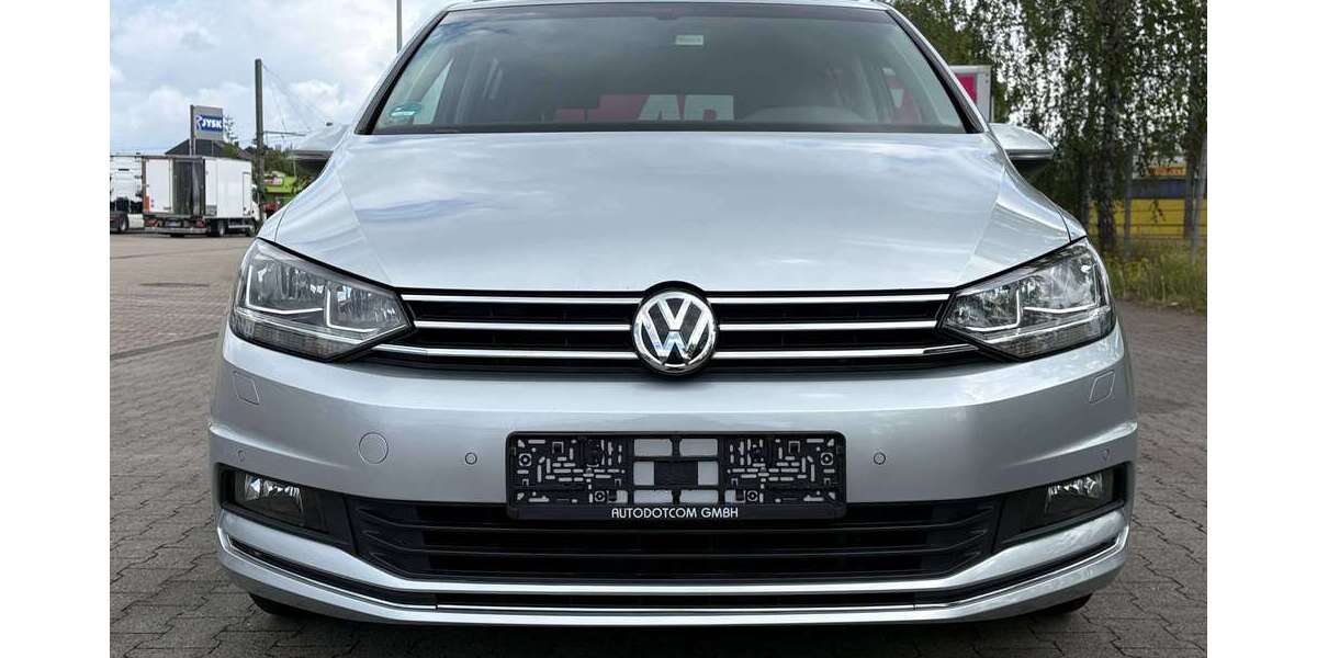 VW Touran 135.502 km 13.700 &euro; Duisburg 47055