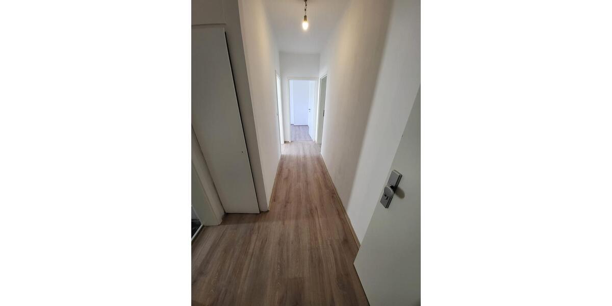 Etagenwohnung Oberhausen Osterfeld - 5 Zimmer, 123 m&sup2;, 1.000&euro; | Angebot:26340823