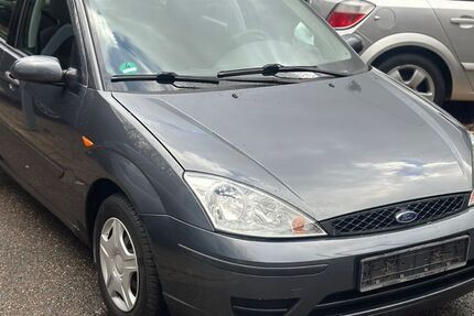 Ford Focus 87.000 km 1.999 &euro; Essen 45326