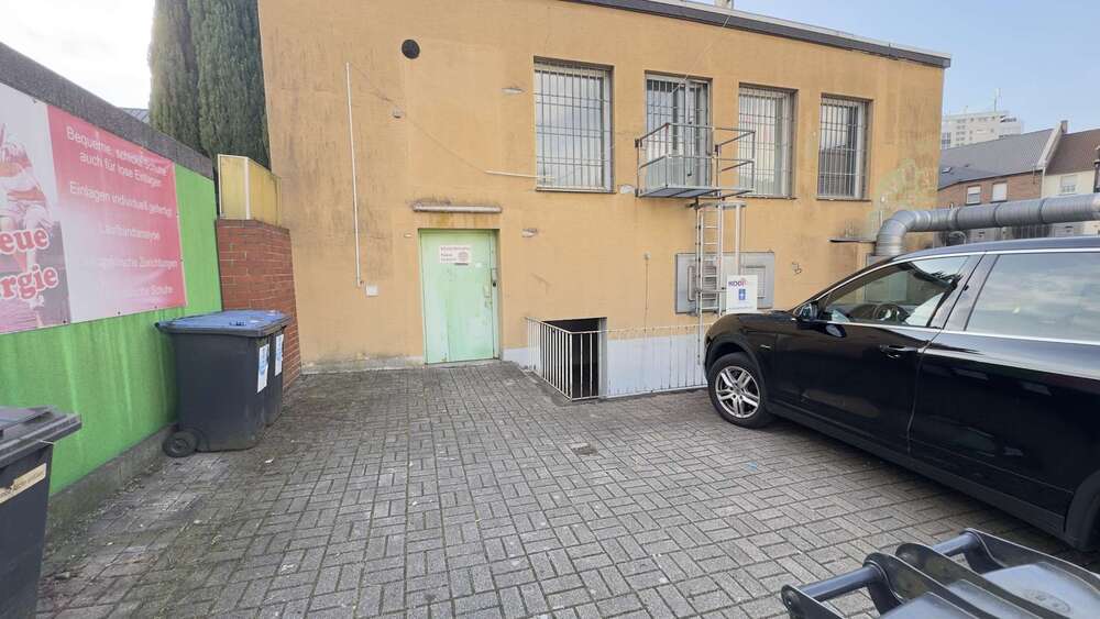 Top-Gewerbefläche in Marl-Hüls – 655 m² Verkaufs-, Büro- & Lagerfläche mit Parkplätzen - Gewerbeobjekt Marl Hüls-Süd | Angebot:25839488
