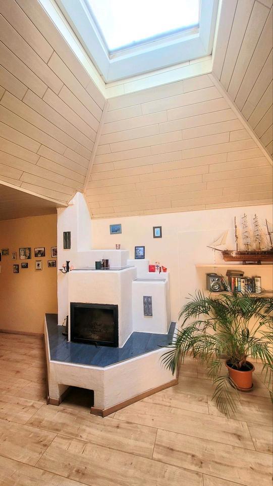 Freie 4 Zimmer-EG-Wohnung +Mieteinnahmen von 4 Wohnungen+4Garagen zimmer