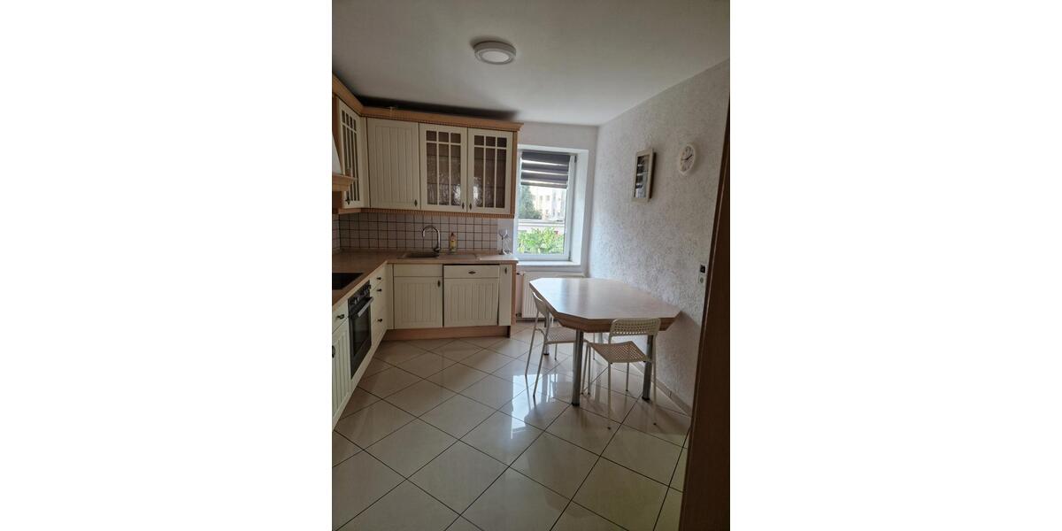 Etagenwohnung Duisburg Laar - 5 Zimmer, 110 m&sup2;, 1.300&euro; | Angebot:25408466