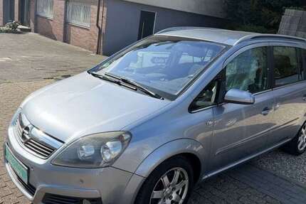 Opel Zafira 250.000 km 1.999 &euro; Essen 45147