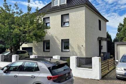 Haus Krefeld Fischeln - 9 Zimmer, 140 m&sup2;, 439.000&euro; | Angebot:25693360