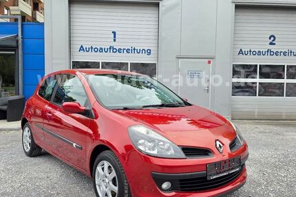 Renault Clio 215.682 km 1.750 &euro; Düsseldorf 40589