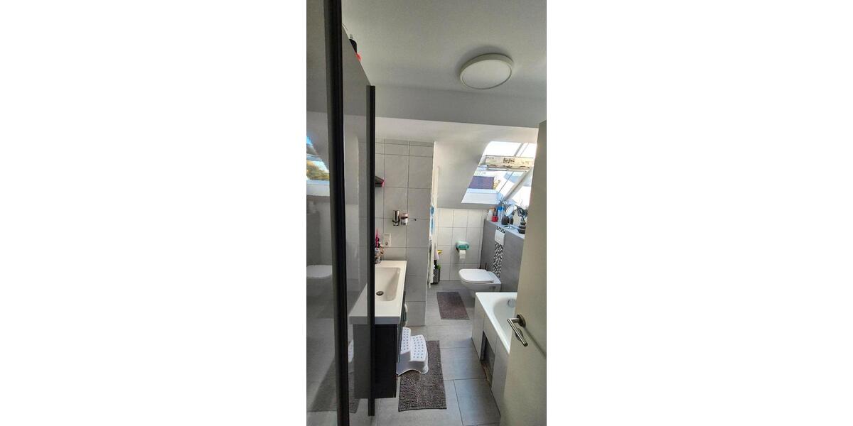 Wohnung 2 Etage mit 65qm WFL zimmer