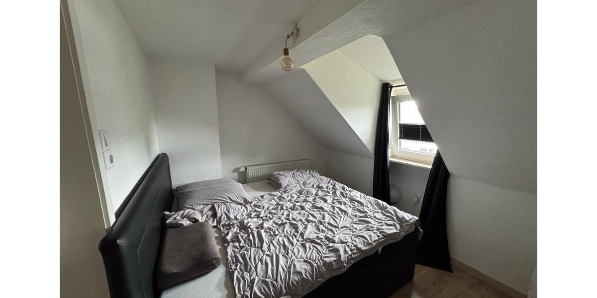 Dachgeschoßwohnung Bochum Bochum-Mitte - 2 Zimmer, 61 m&sup2;, 119.000&euro; | Angebot:27248890