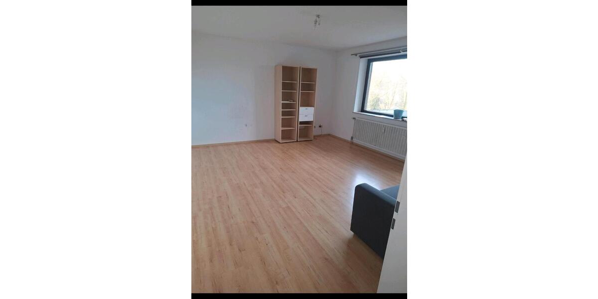 Schöne Wohnung in Oberhausen - Königshardt zu vermieten 1.5 zimmer