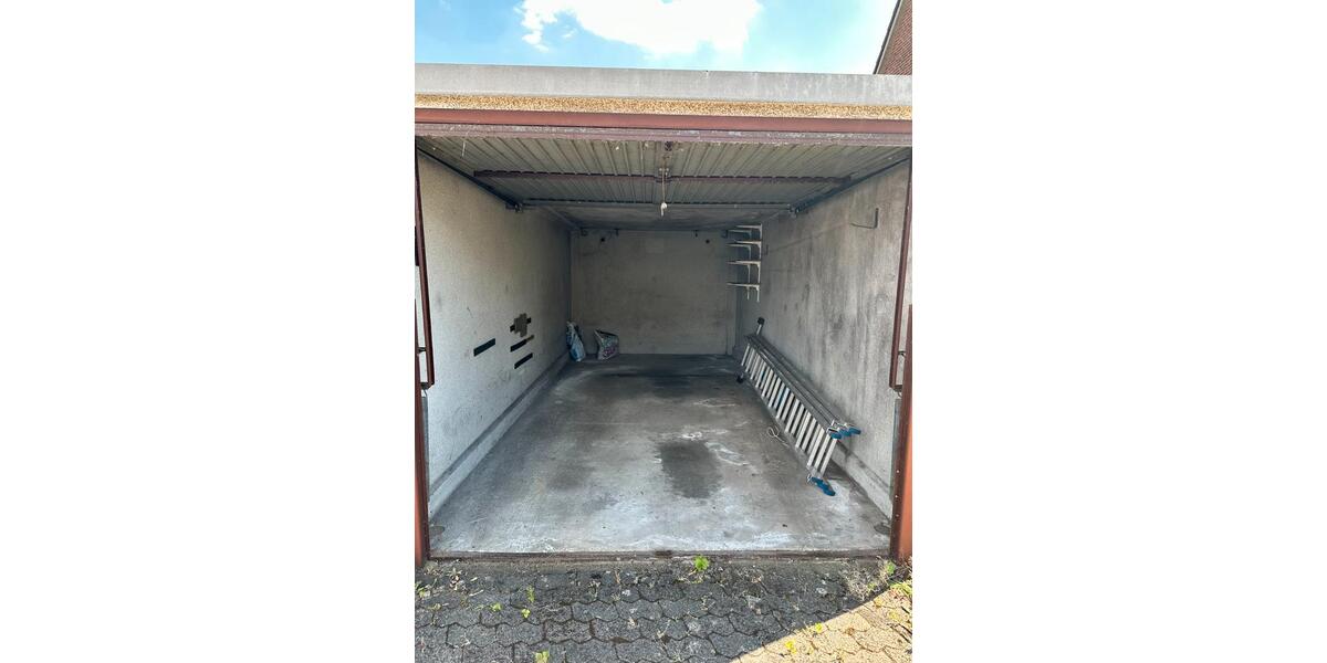 Reihenhaus Meerbusch Kierst - 5.5 Zimmer, 135 m&sup2;, 1.749&euro; | Angebot:26020623