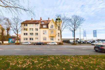 4 Einheiten - 3 Garagen - 1000 m² Grundstück 1 zimmer