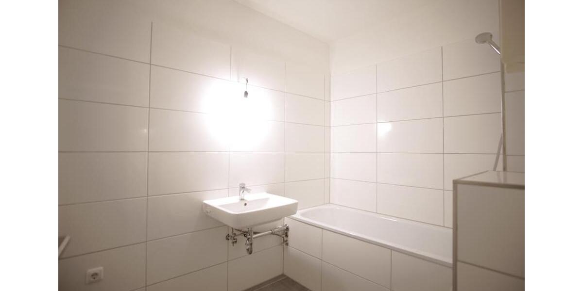Etagenwohnung Duisburg Beeck - 2 Zimmer, 65 m&sup2;, 499&euro; | Angebot:26389114