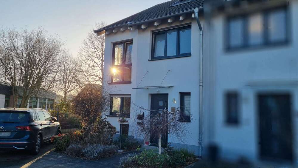 Haus zum Kaufen in Essen 679.000 € 151.7 m² 5.5 zimmer