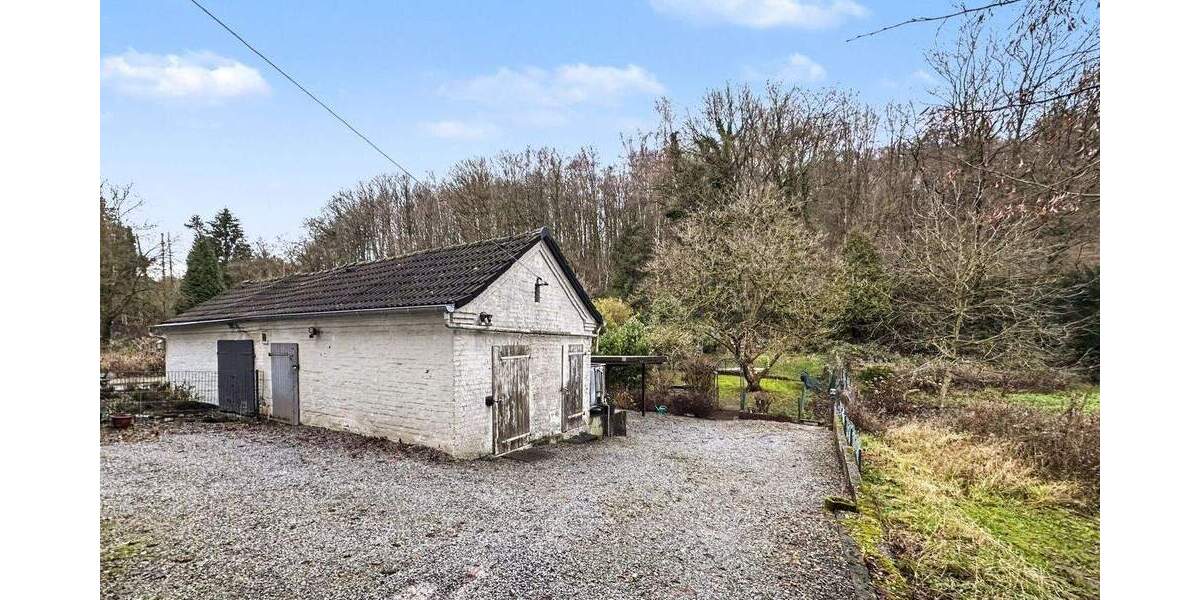 Kleines Haus, große Möglichkeiten - Doppelhaushälfte (ETW) mit Hof & Garten in Wülfrath 3 zimmer