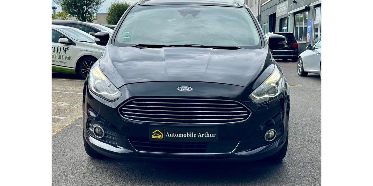 Ford S-Max 241.000 km 6.900 &euro; Düsseldorf 40233