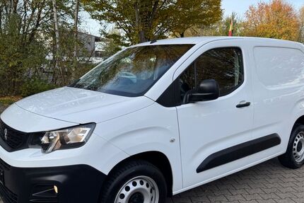 Peugeot Partner 81.000 km 11.400 &euro; Mülheim an der Ruhr 45472