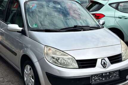 Renault Scenic 151.000 km 2.490 € Essen 45145