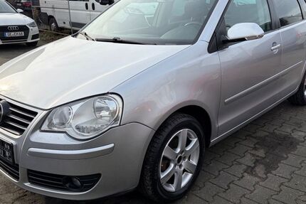 VW Polo 178.000 km 3.300 &euro; gelsenkirchen 45881