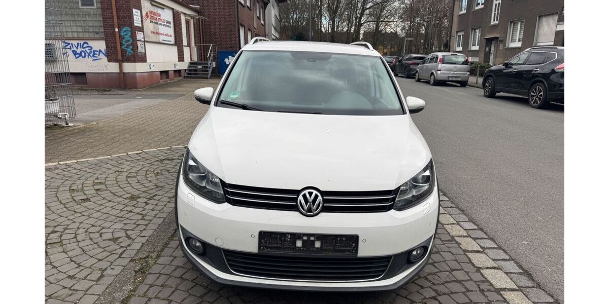 VW Touran 195.000 km 7.999 &euro; Gelsenkirchen 45879